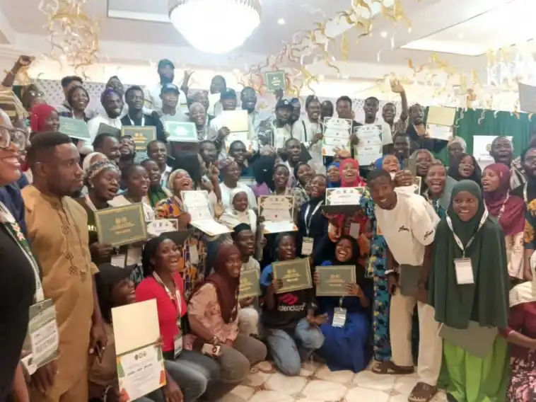 PicsArt 03 27 11.38.34.webp.webp