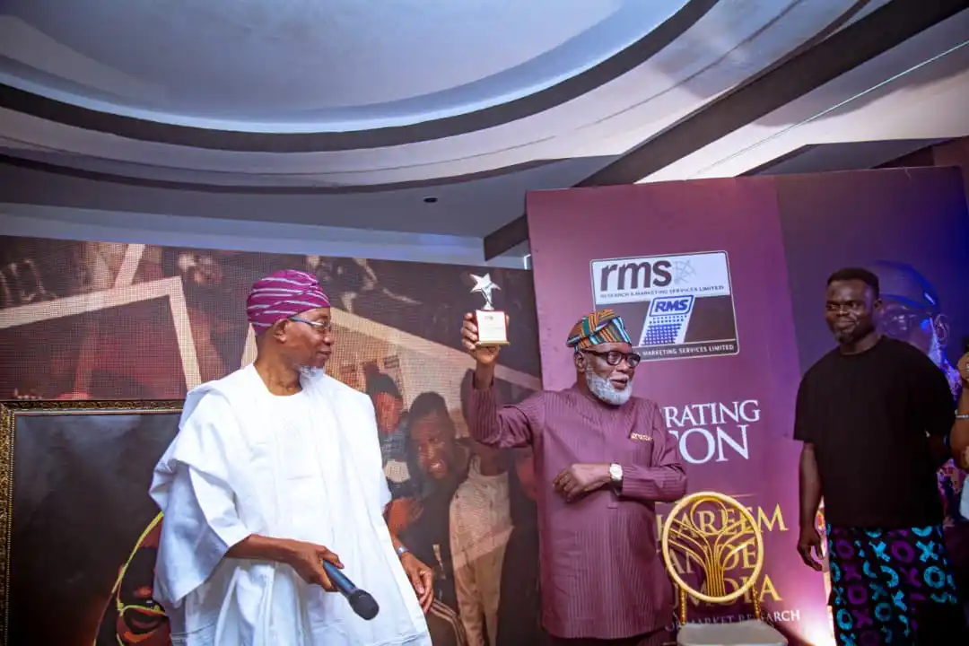 dadaab49 efc5 4ccd 876f 90b00f8dec92