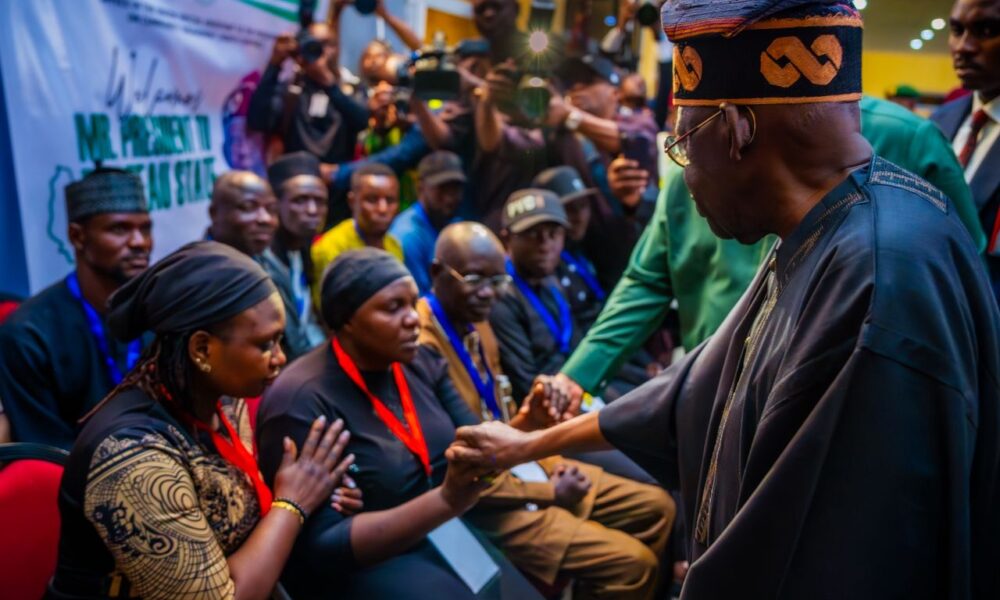 1775241011 Presdient Bola Tinubu meet families of victims of Palm Sunday attack in Plateau state