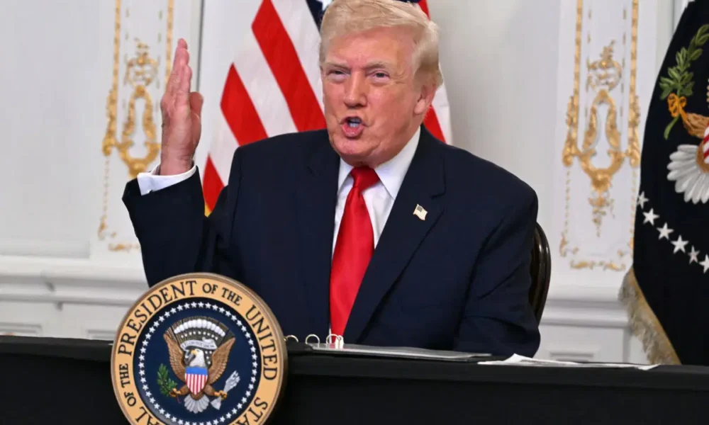 1776581421 AFP 20251128 86EZ9HM v2 MidRes DonaldTrumpParticipatesInACallWithServiceMembers 1000