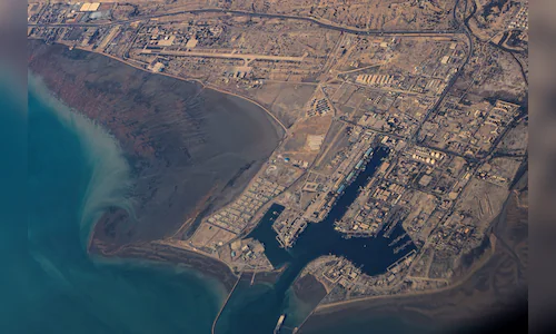 2026 01 31t124709z 1 lynxmpem0u07e rtroptp 4 iran nuclear hormuz strait 2026 02 c7b4b5fe04b9440bed99