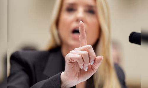 2026 02 11t185644z 1520694923 rc2ujjakm630 rtrmadp 3 usa justice bondi 2026 03 11b4fe1ac204160a4bc6a