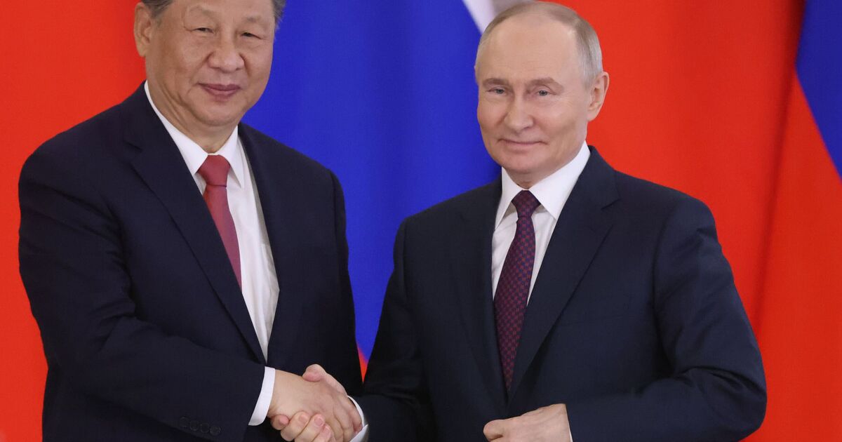 Russia and China block reopening of Strait of Hormuz as Trump threatens Iran