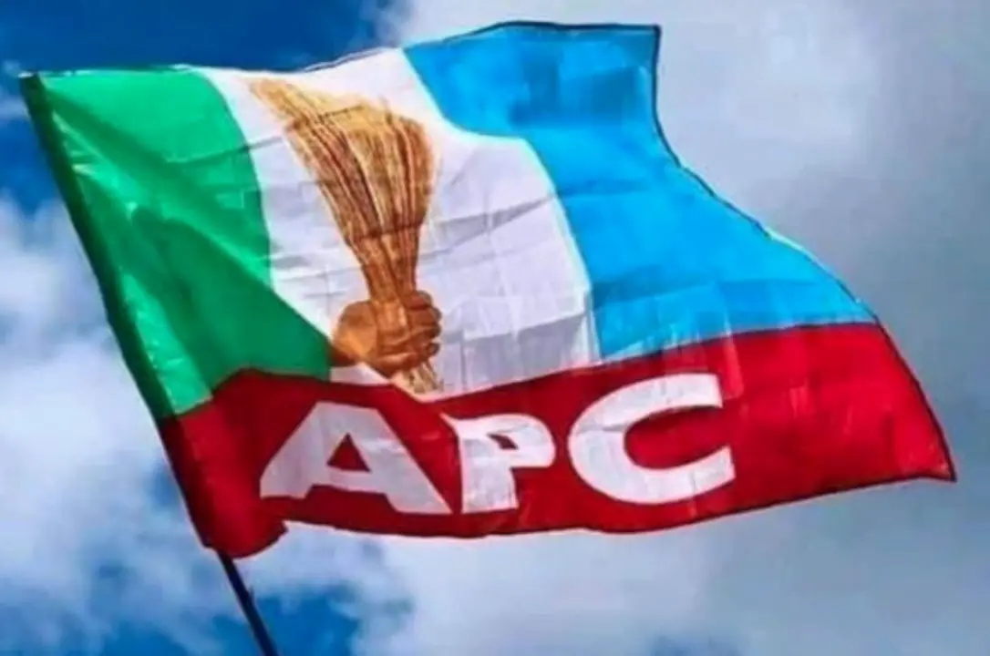 APC Flag1 FT5HVv