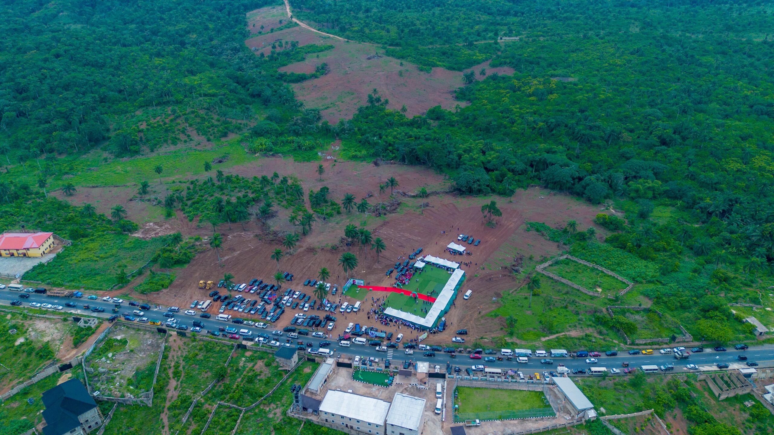 HGfoc0SWsAAdfuG scaled