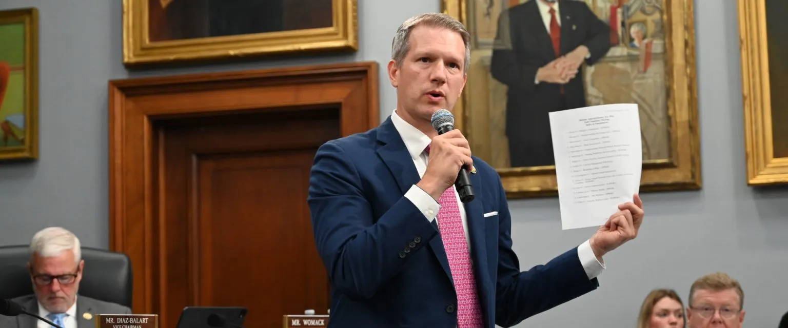 Miley Moore 1536x640 1