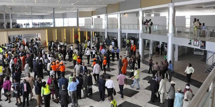 Murtala Muhammed International Airport Lagos 1 750x375 1