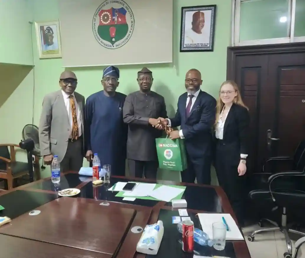 PicsArt 04 01 05.04.10.webp.webp