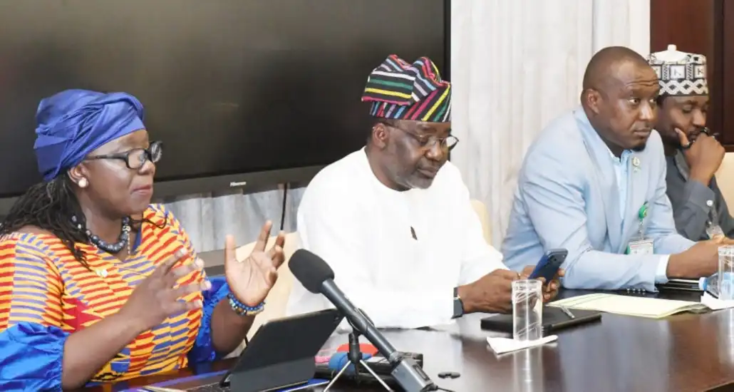 PicsArt 04 01 05.37.55.webp.webp