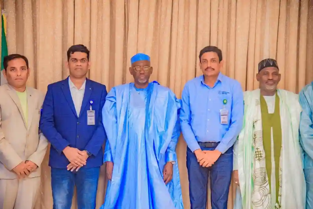 PicsArt 04 13 10.33.06