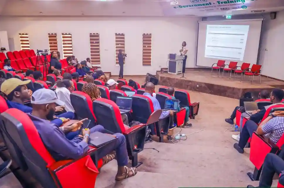 PicsArt 04 18 08.32.47