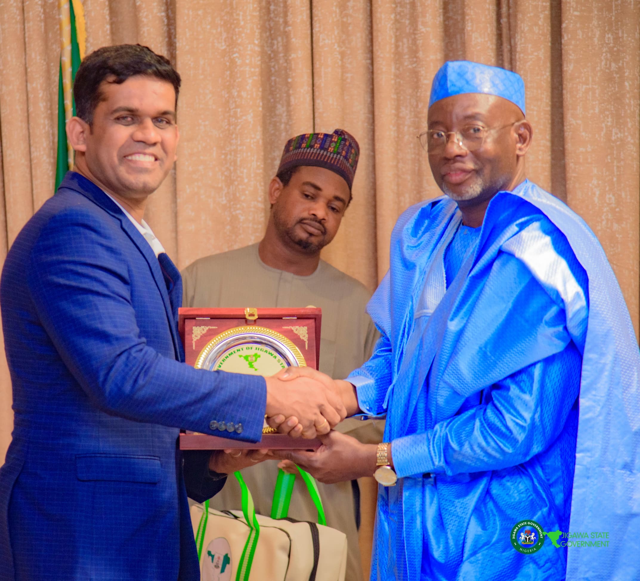 c9a087ed e3a3 4aa9 81aa 81e68fd61e1e