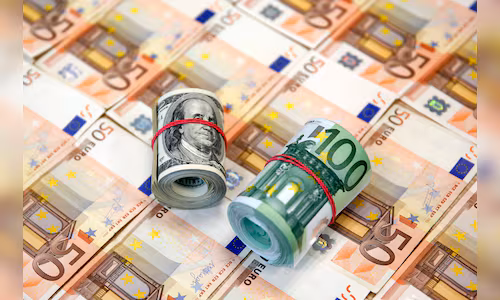 2015 03 09t000000z 1743157212 gm1eb391u9b01 rtrmadp 3 markets forex 2026 02 97091cb8c442a1ce73d976d3