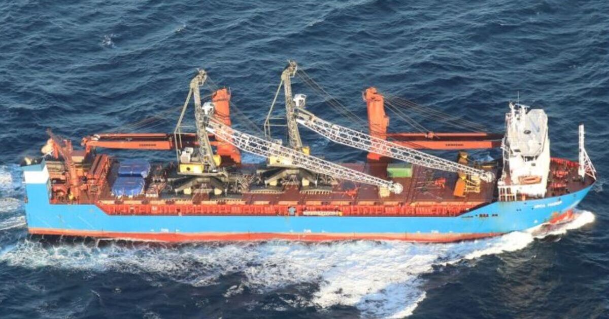 6915064