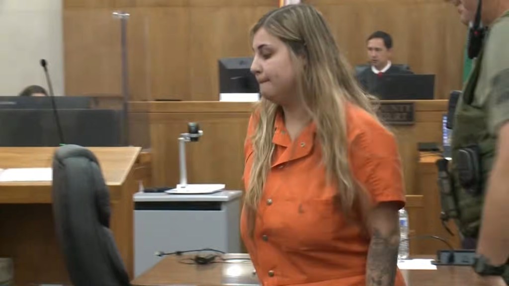 First grade teacher arrested for allegedly having sx with 16 year old student