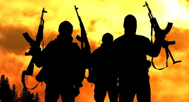 Gunmen invade Oyo school shoot teacher abduct principal and students