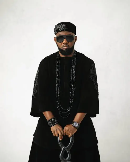 I Saw You Still Smiling – AY Makun Mourns