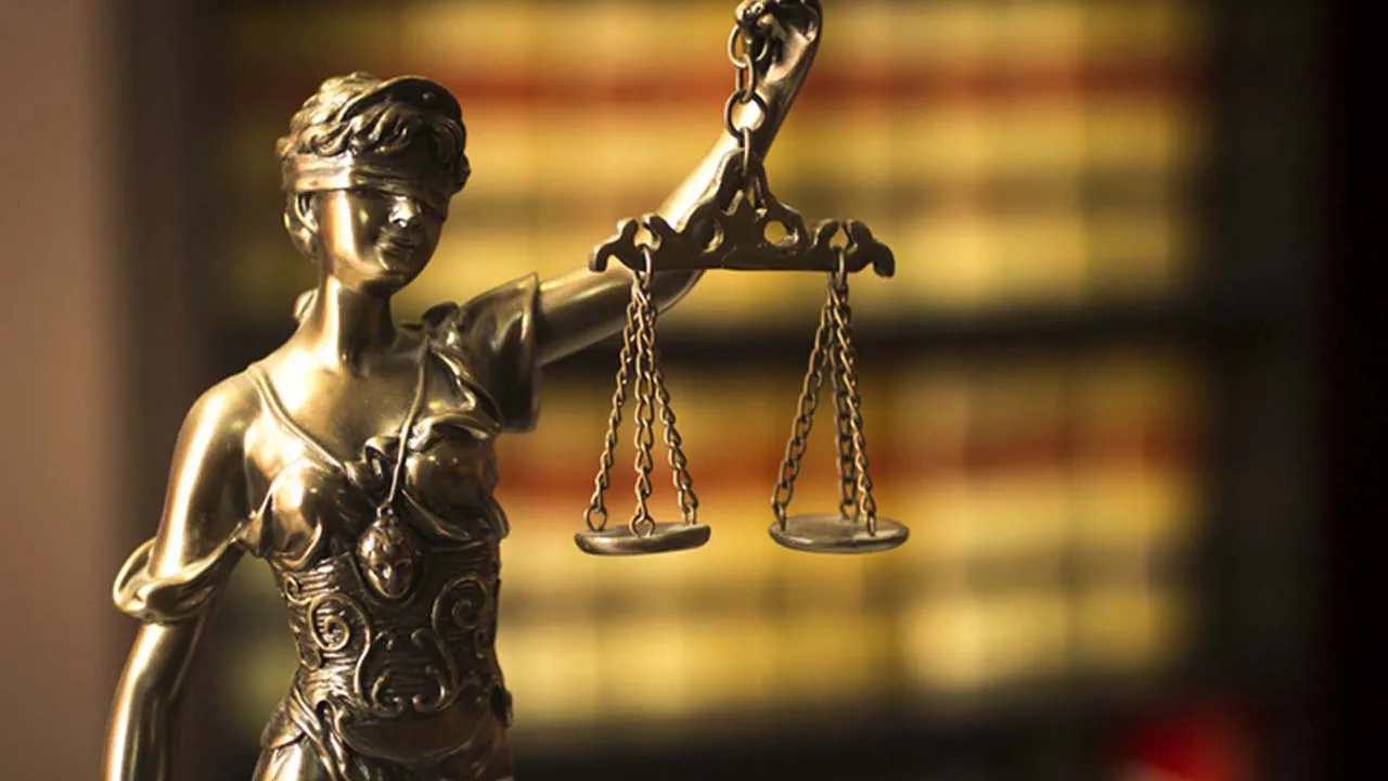 Justice lady