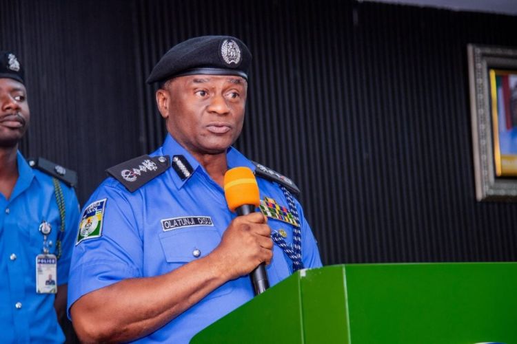 Terrorists kill 17 policemen during attack on Yobe military base