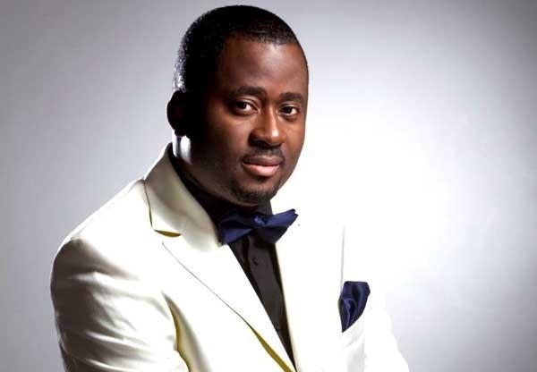 desmond elliot